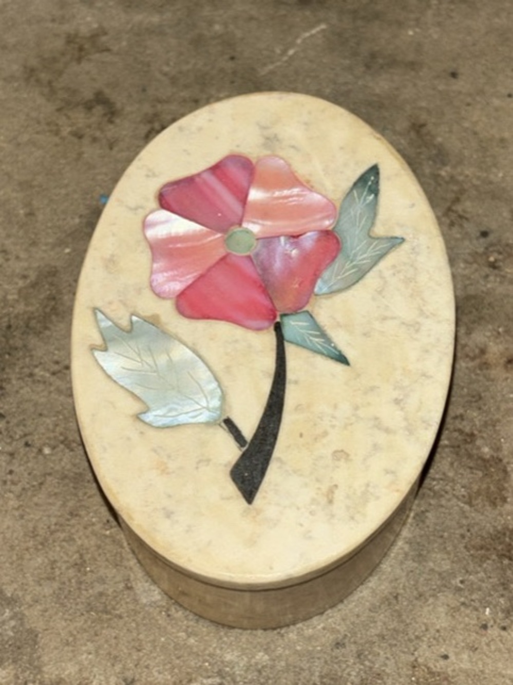 Vintage Oval Soapstone Trinket Box Floral Mother of Pearl Inlay Lattice Sides
